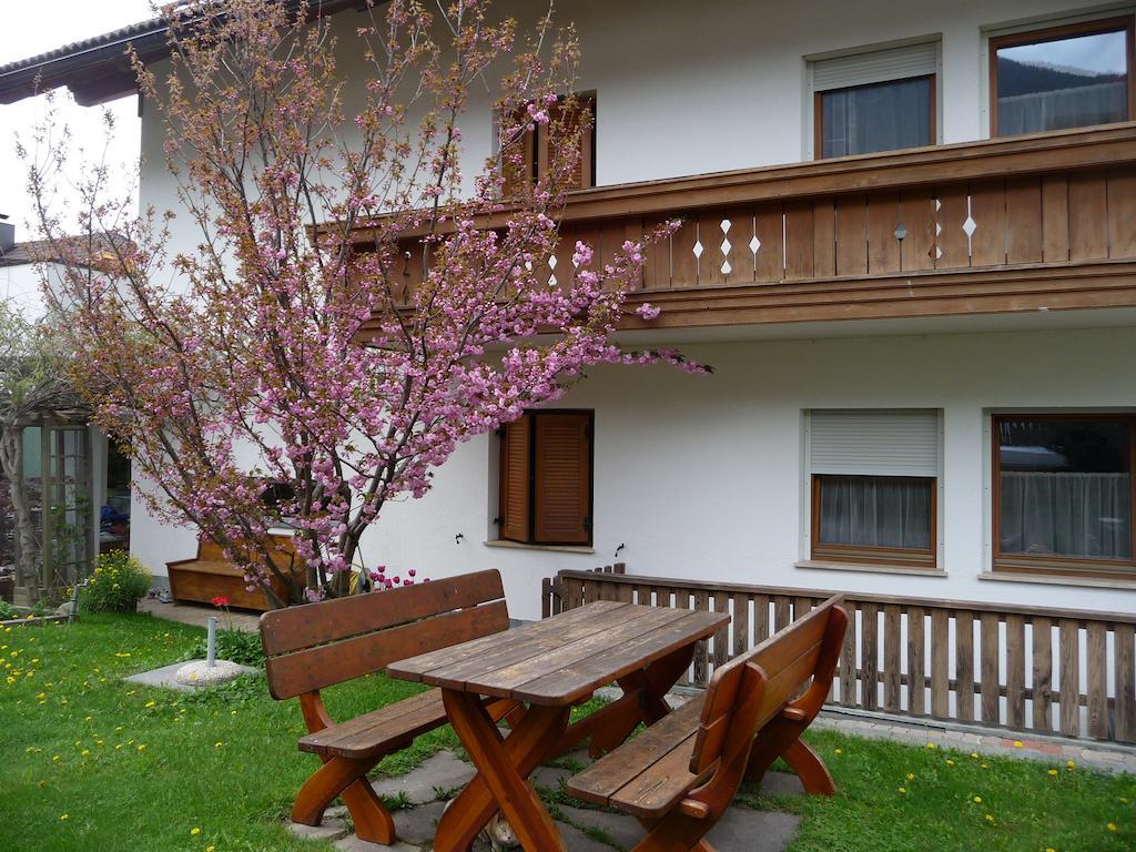Apartments Ferdigg San Lorenzo di Sebato Habitación foto
